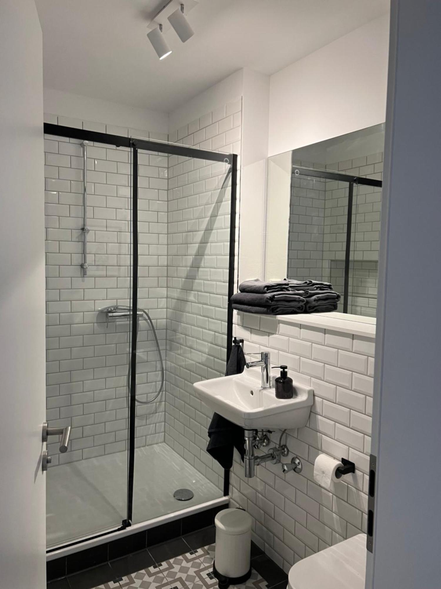 Zentrale, Schoene Design-Wohnung Im Coolen Viertel BRE Exteriör bild